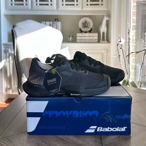 Babolat Juniors` Jet Mach 3 All Court Tennis Shoes Black and Gold